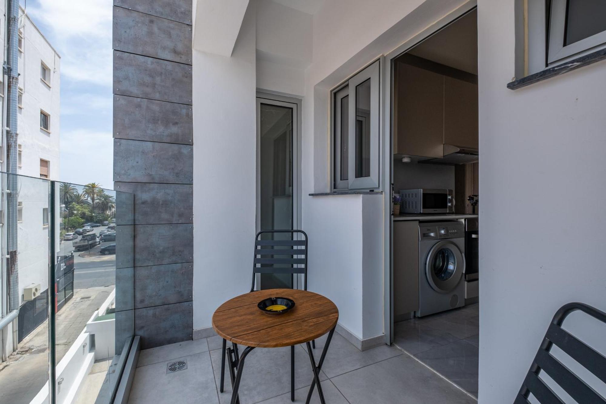 Georgiana Suites Larnaca Exteriör bild