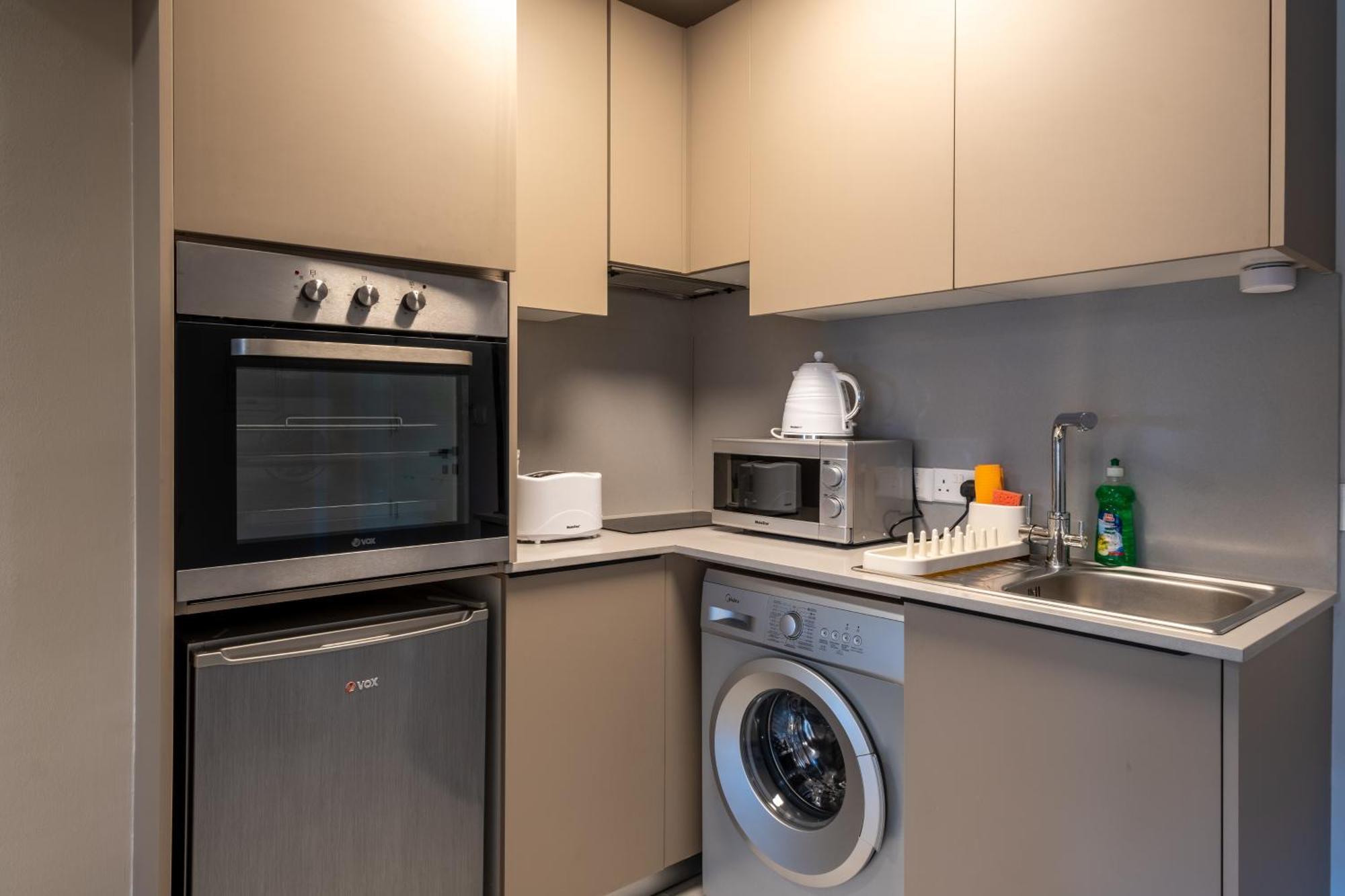 Georgiana Suites Larnaca Exteriör bild