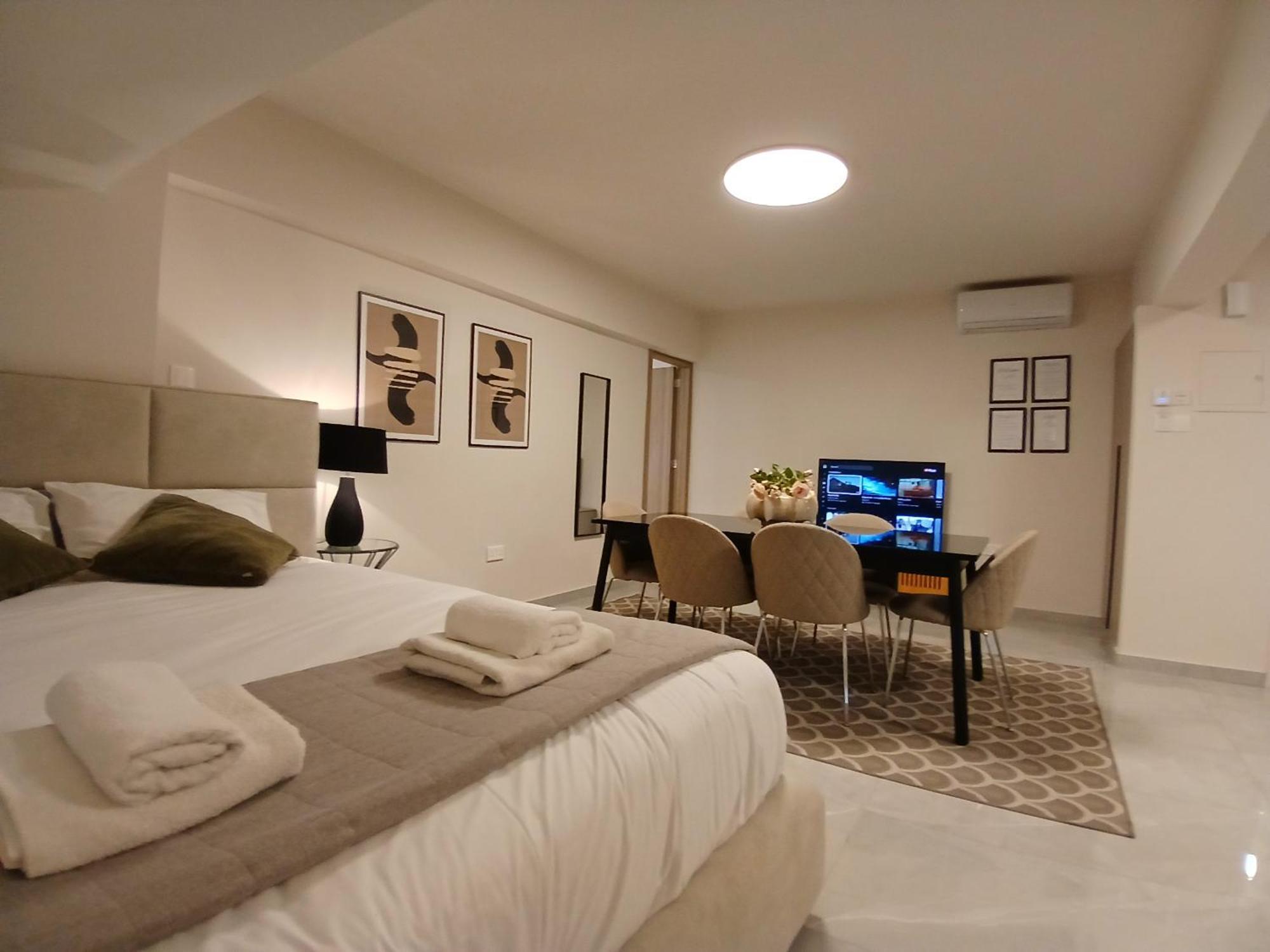 Georgiana Suites Larnaca Exteriör bild