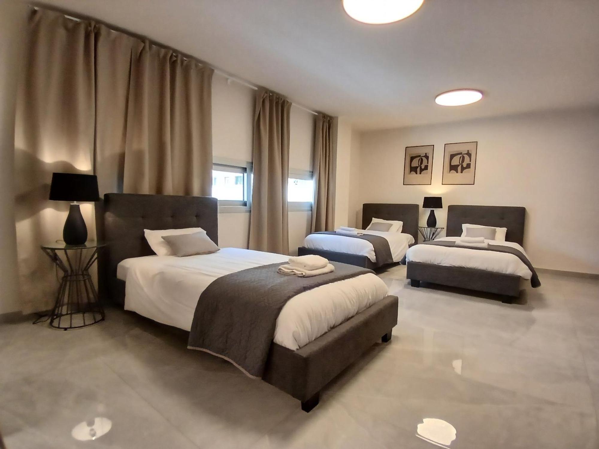 Georgiana Suites Larnaca Rum bild
