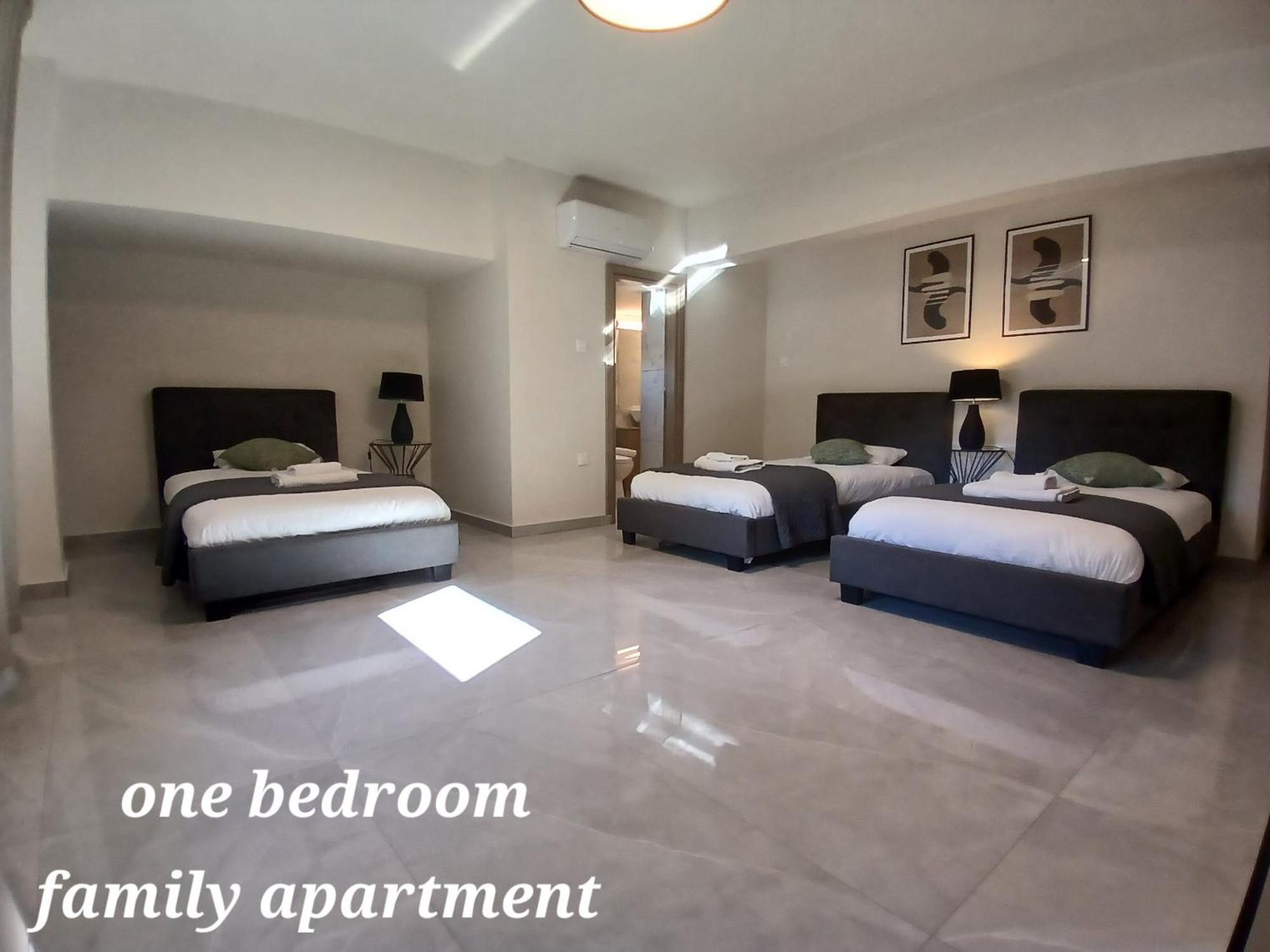 Georgiana Suites Larnaca Exteriör bild