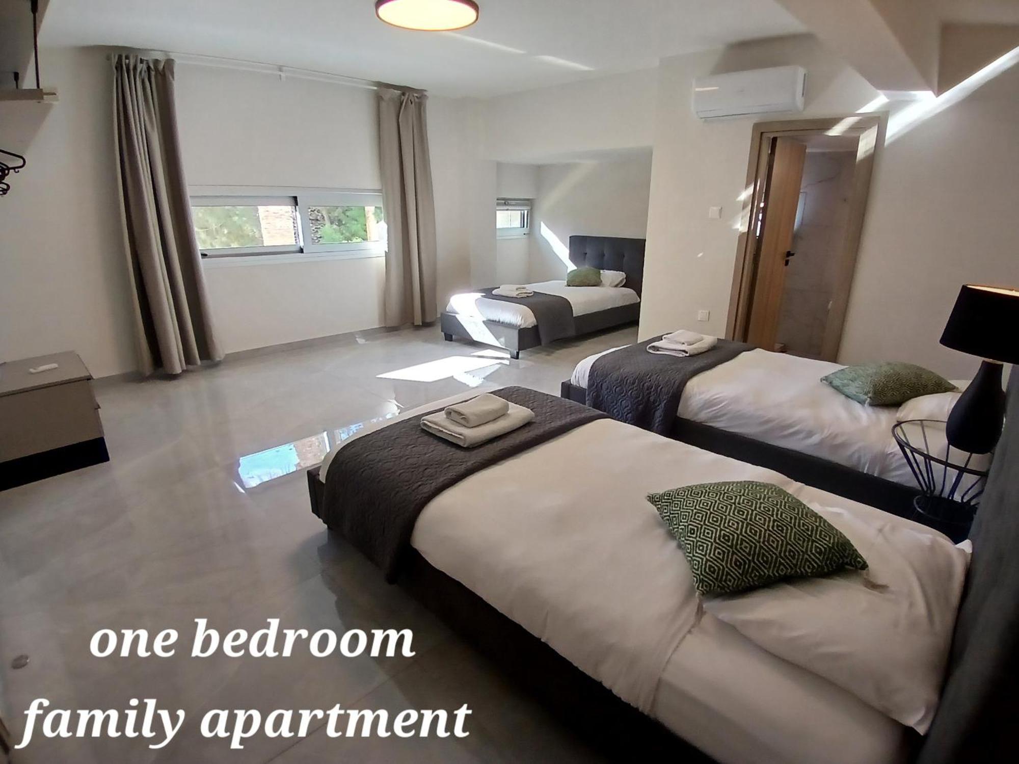 Georgiana Suites Larnaca Exteriör bild